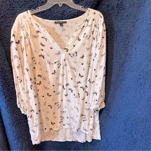 3X white blouse, black, butterflies, silver threads, flowy, pleated tunic.